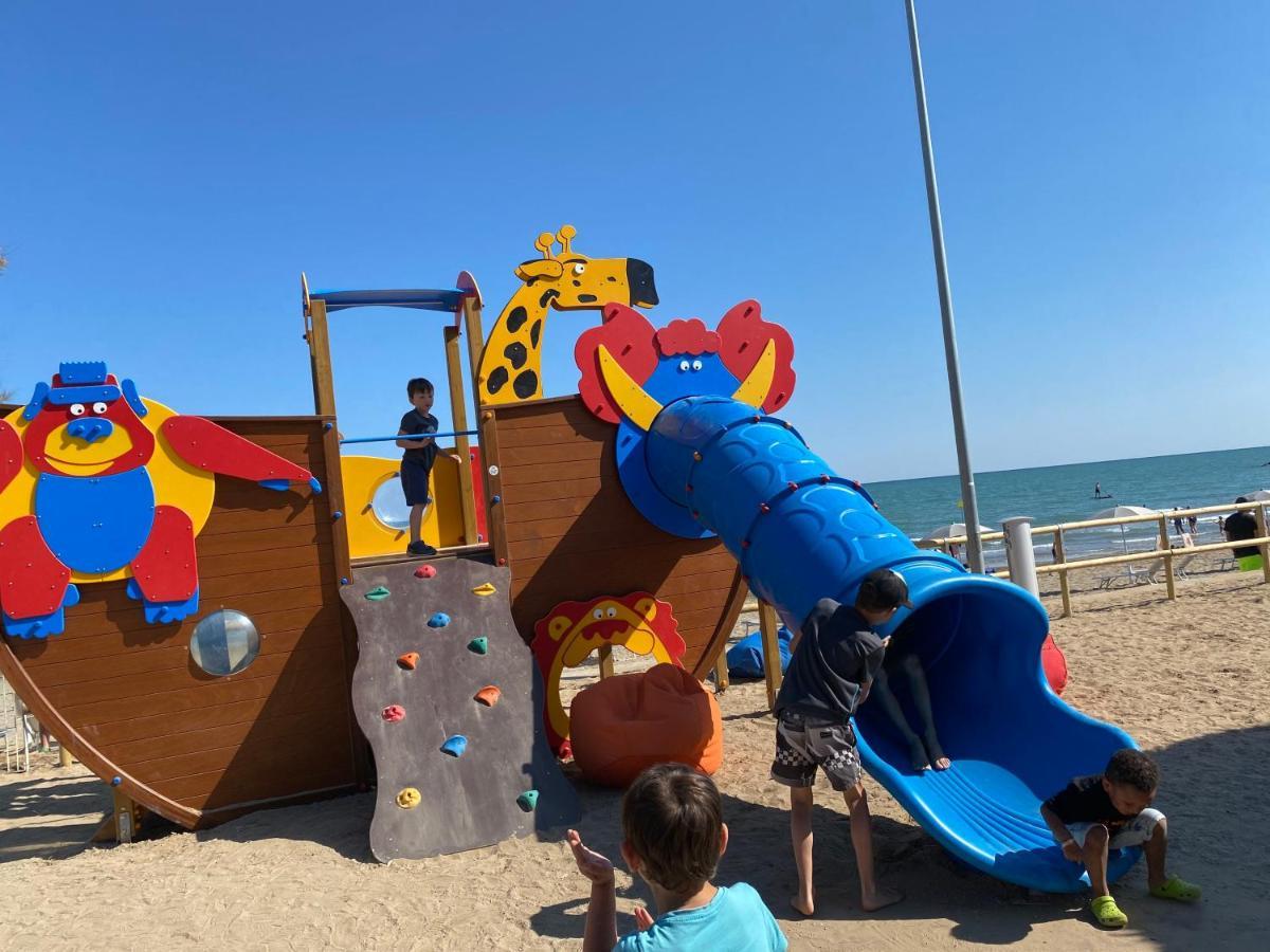 דונה ורדה Volare Camp In Villaggio San Francesco מראה חיצוני תמונה