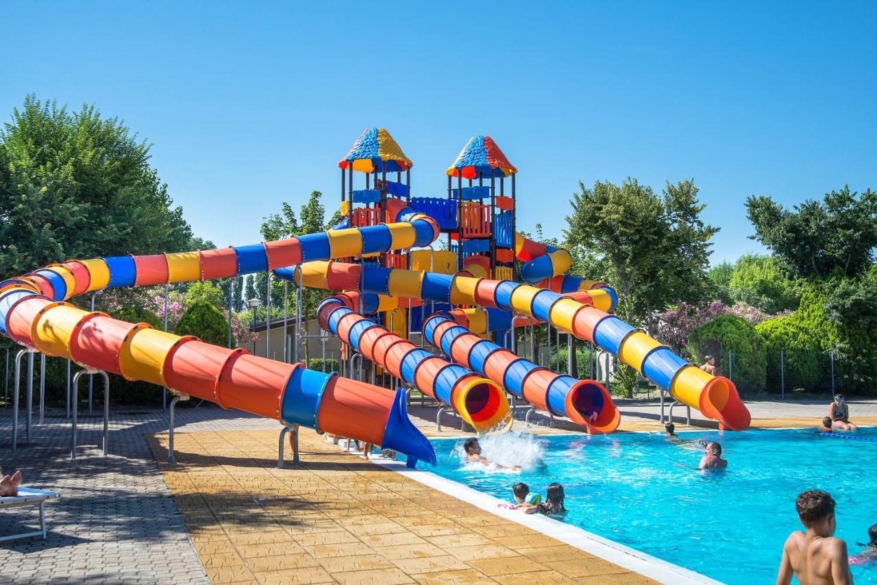 דונה ורדה Volare Camp In Villaggio San Francesco מראה חיצוני תמונה